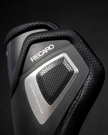 Автокрісло Recaro Axion 1 (Fresh Black)