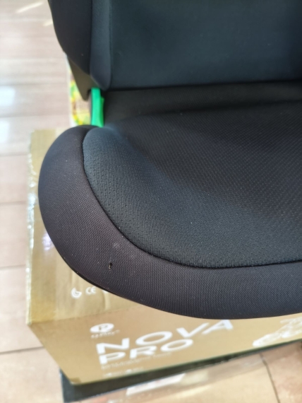 Автокрісло MAXI-COSI RodiFix S i-Size (Basic Black) УЦ