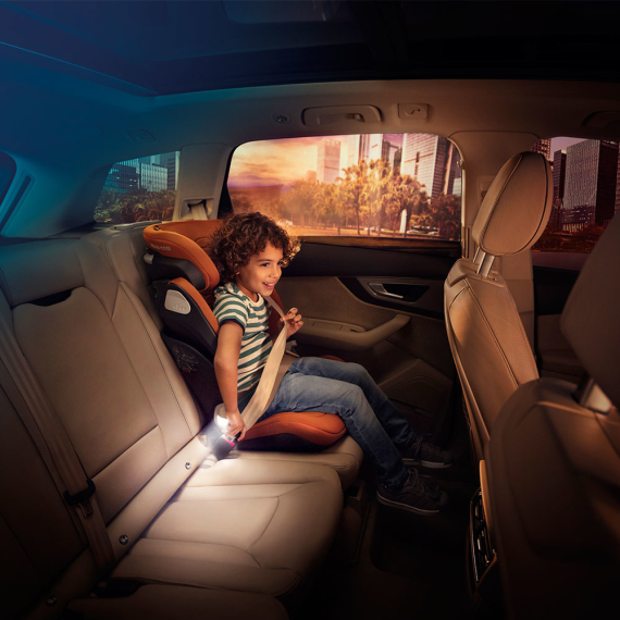 Автокрiсло MAXI-COSI Kore Pro i-Size (Authentic Graphite)