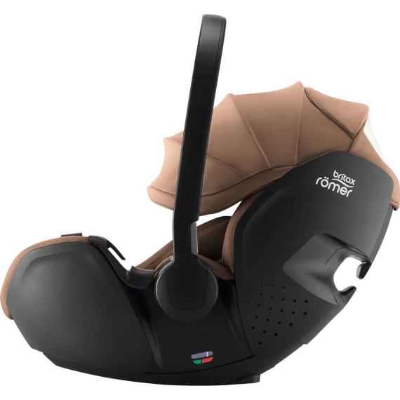 Автокрісло Britax Römer Baby-Safe Pro 2025 з базою VARIO BASE 5Z (LUX / Warm Caramel)