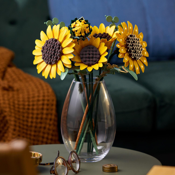 Конструктор LEGO Botanicals Букет соняшників, 686 Деталей