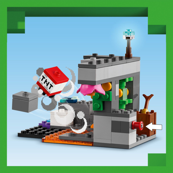 Конструктор LEGO Minecraft Зустріч із Боронителем, 238 деталей