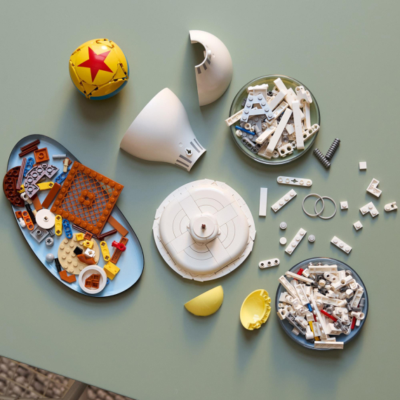Конструктор LEGO Ideas Disney Pixar Luxo Jr. Конструктор моделі