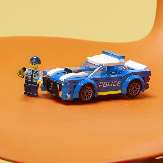 Конструктор LEGO City Police Поліцейський автомобіль, 94 деталі