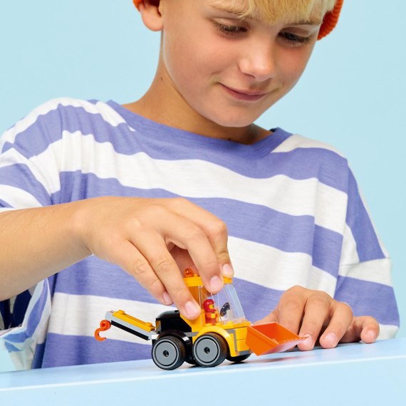 Конструктор LEGO City Автівки Будівельний навантажувач, 61 Деталь