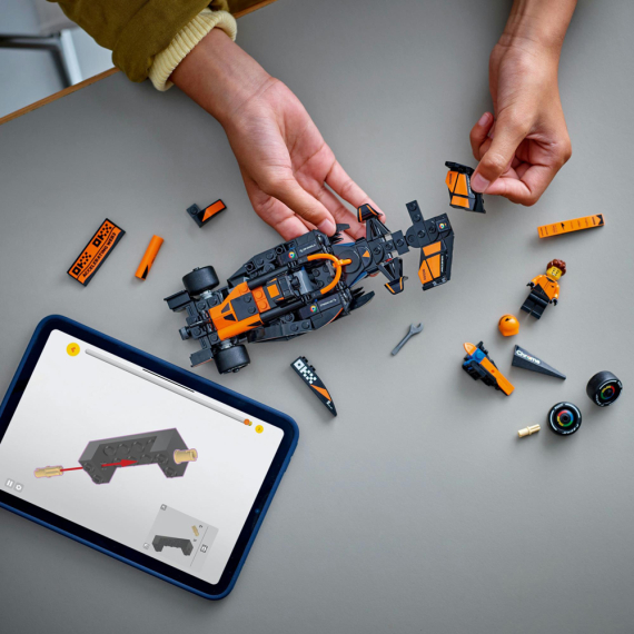 Конструктор LEGO Speed Champions Автомобіль для перегонів McLaren F1 Team MCL38, 269 деталей