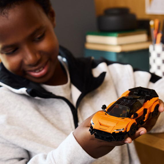 Конструктор LEGO Speed Champions McLaren W1, 287 деталей