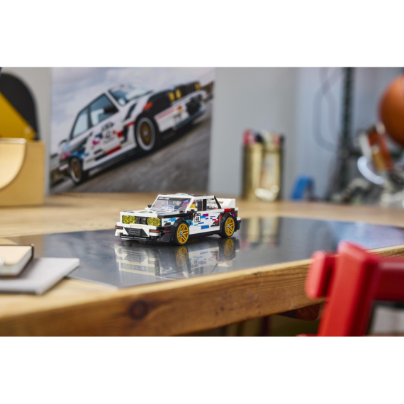Конструктор LEGO Speed Champions BMW M3 (E30)