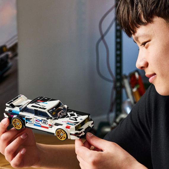 Конструктор LEGO Speed Champions BMW M3 (E30)