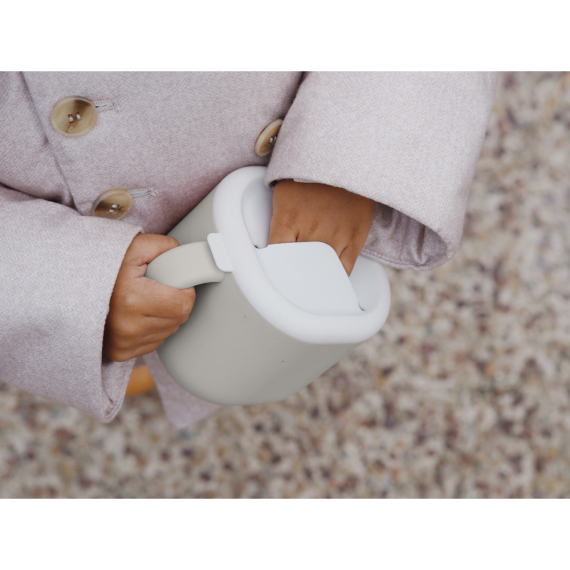 Чашка Beaba Pick 'n' Snack силіконова для снеків і напоїв (сірий)