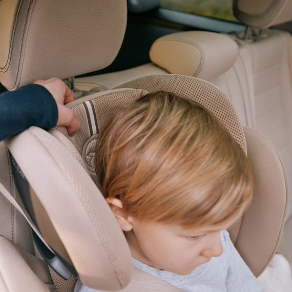 Автокрісло Cybex Pallas G3  (Plus / Almond Beige)