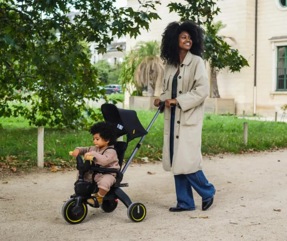 Складний триколісний велосипед Doona Liki Trike S5 (Nitro Black)