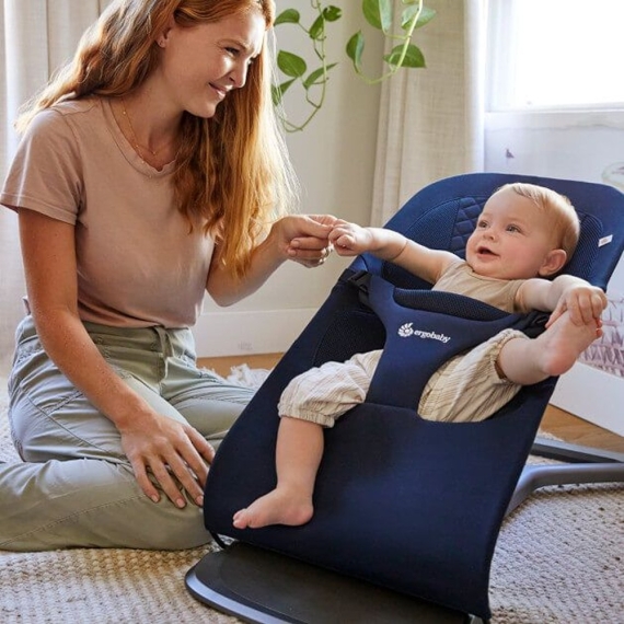 Крісло-шезлонг Ergobaby Evolve Bouncer (Midnight Blue)