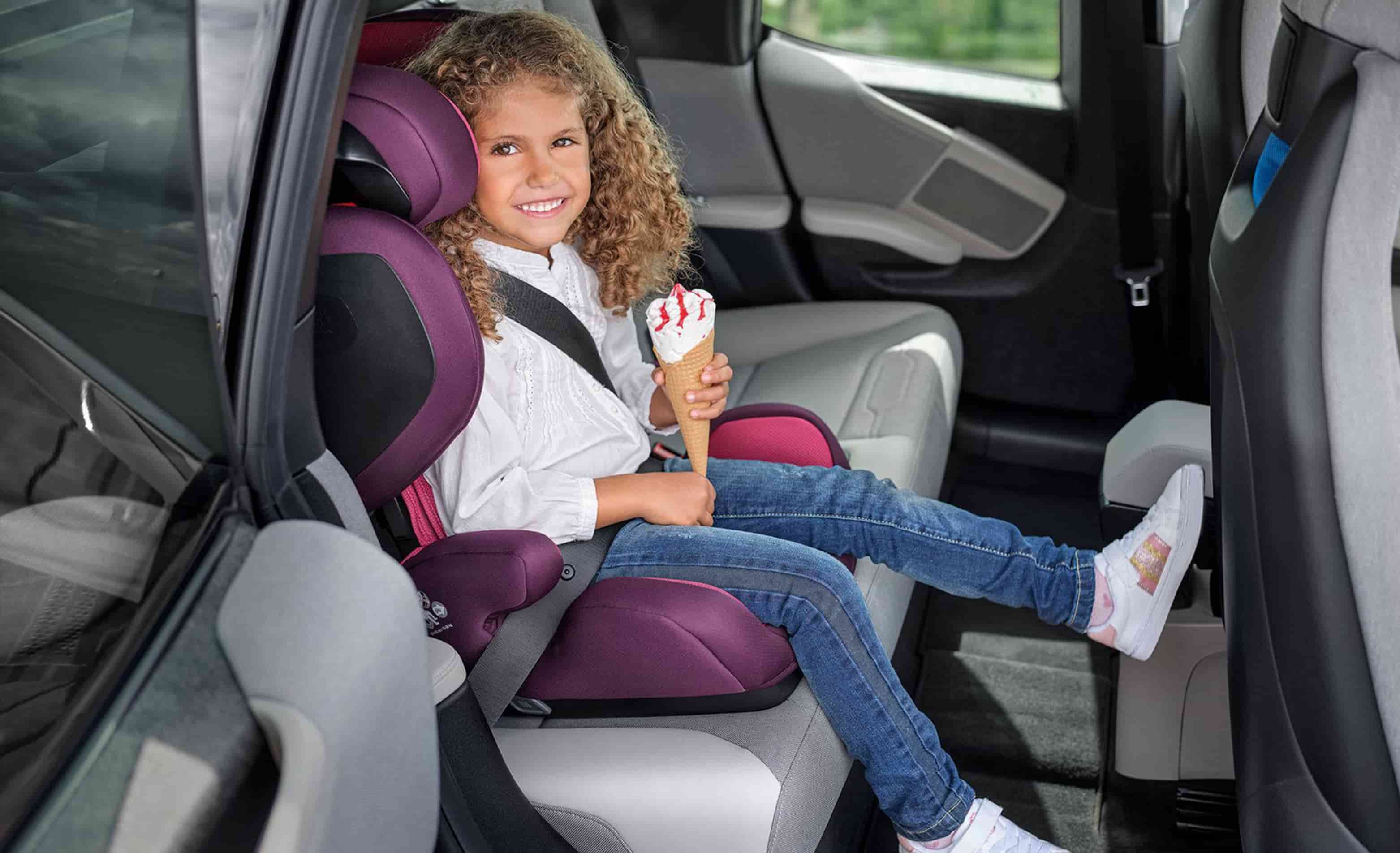 Можно ставить автокресло на переднее. Автокресло для детей Recaro. Автокресло на переднее сиденье. Детское автокресло 5 лет в машину. Автокресло Volvo 15-36.